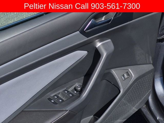Used 2025 Volkswagen Jetta SE image 20