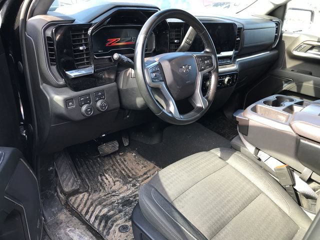 Used 2023 Chevrolet Silverado 1500 RST w/ Z71 Off-Road Package image 3