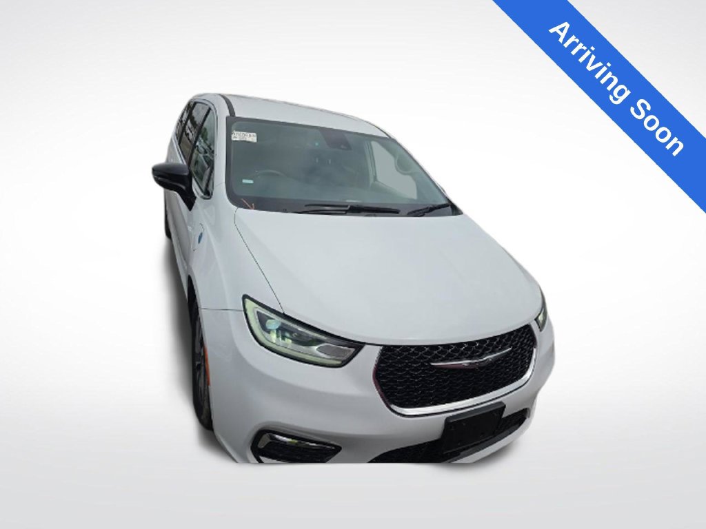 Used 2024 Chrysler Pacifica Limited