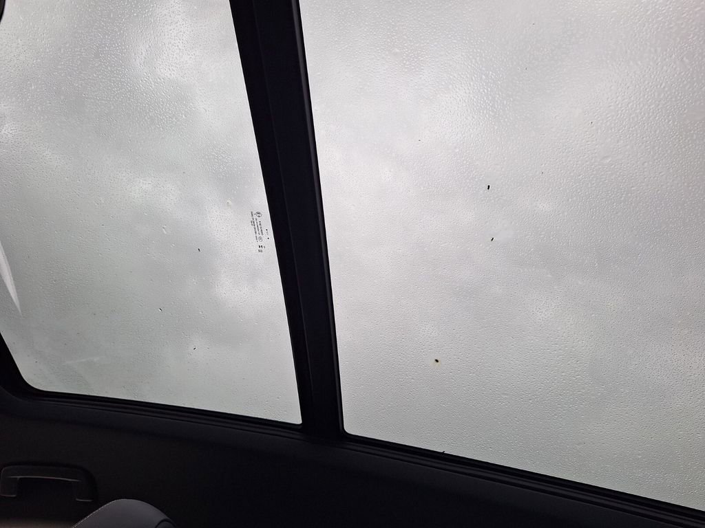 New 2026 Volkswagen Tiguan SE R-Line image 21