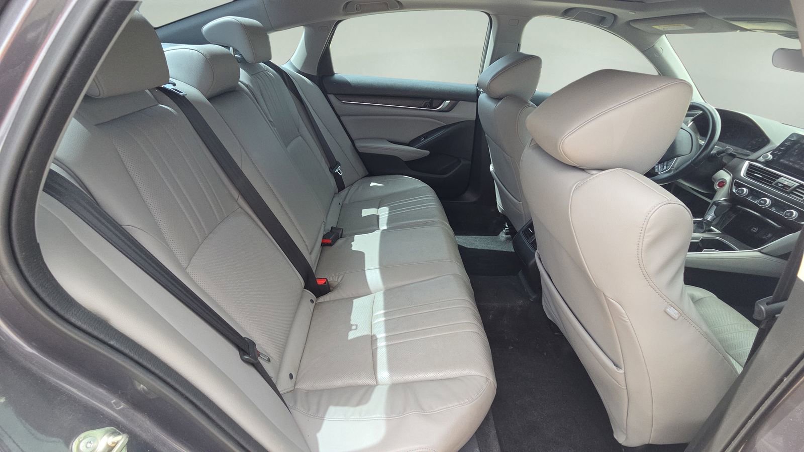 Used 2018 Honda Accord EX-L image 11