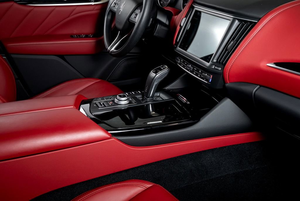 Used 2022 Maserati Levante GT image 49