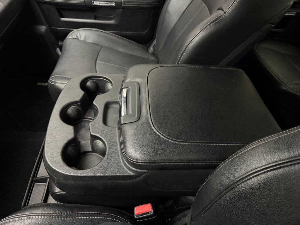 Used 2018 RAM 3500 Laramie w/ Cold Weather Group AWD/4WD image 15