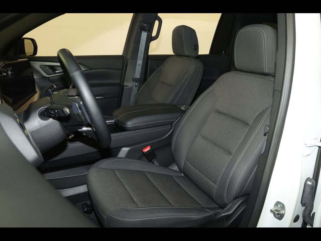 Used 2024 Chevrolet Traverse LS w/ Midnight/Sport Edition FWD image 23