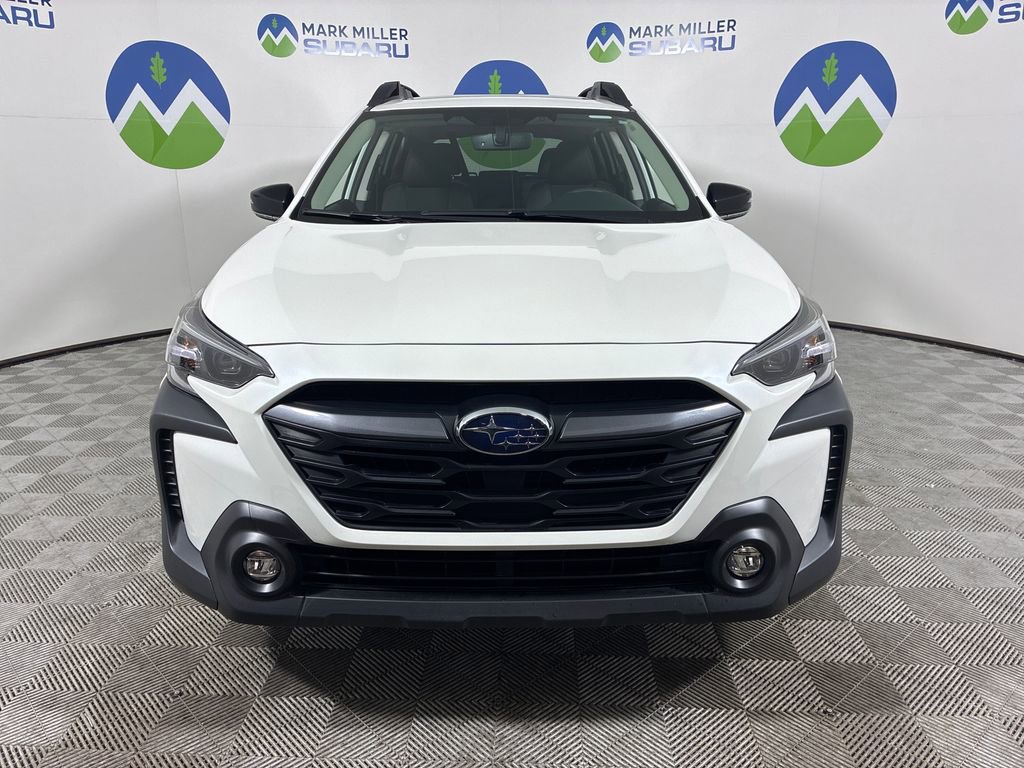 Certified 2025 Subaru Outback Premium AWD/4WD image 3