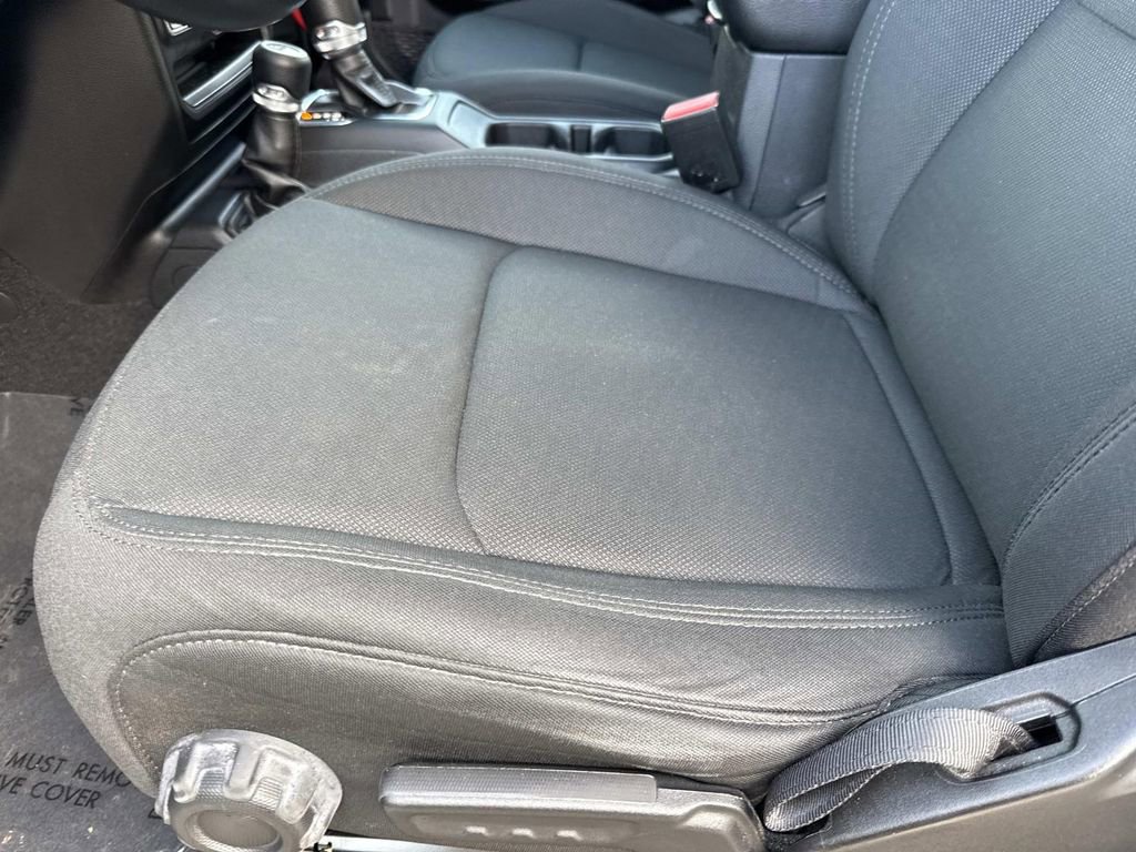 Used 2022 Jeep Gladiator Sport image 31