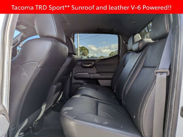 Used 2022 Toyota Tacoma TRD Sport w/ TRD Premium Sport Package RWD image 18