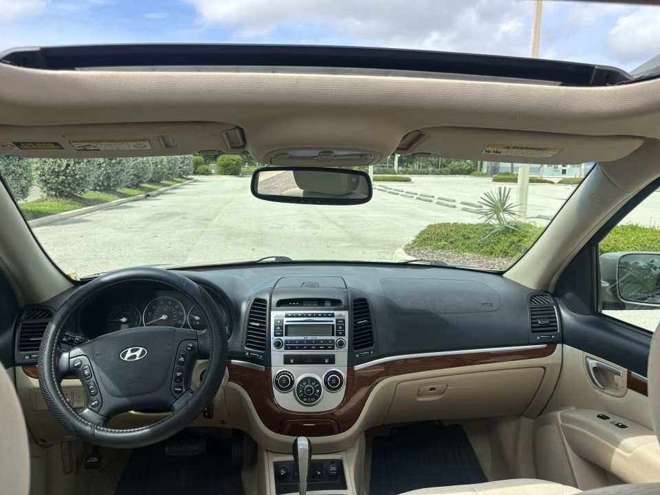 Used 2007 Hyundai Santa Fe SE FWD image 10