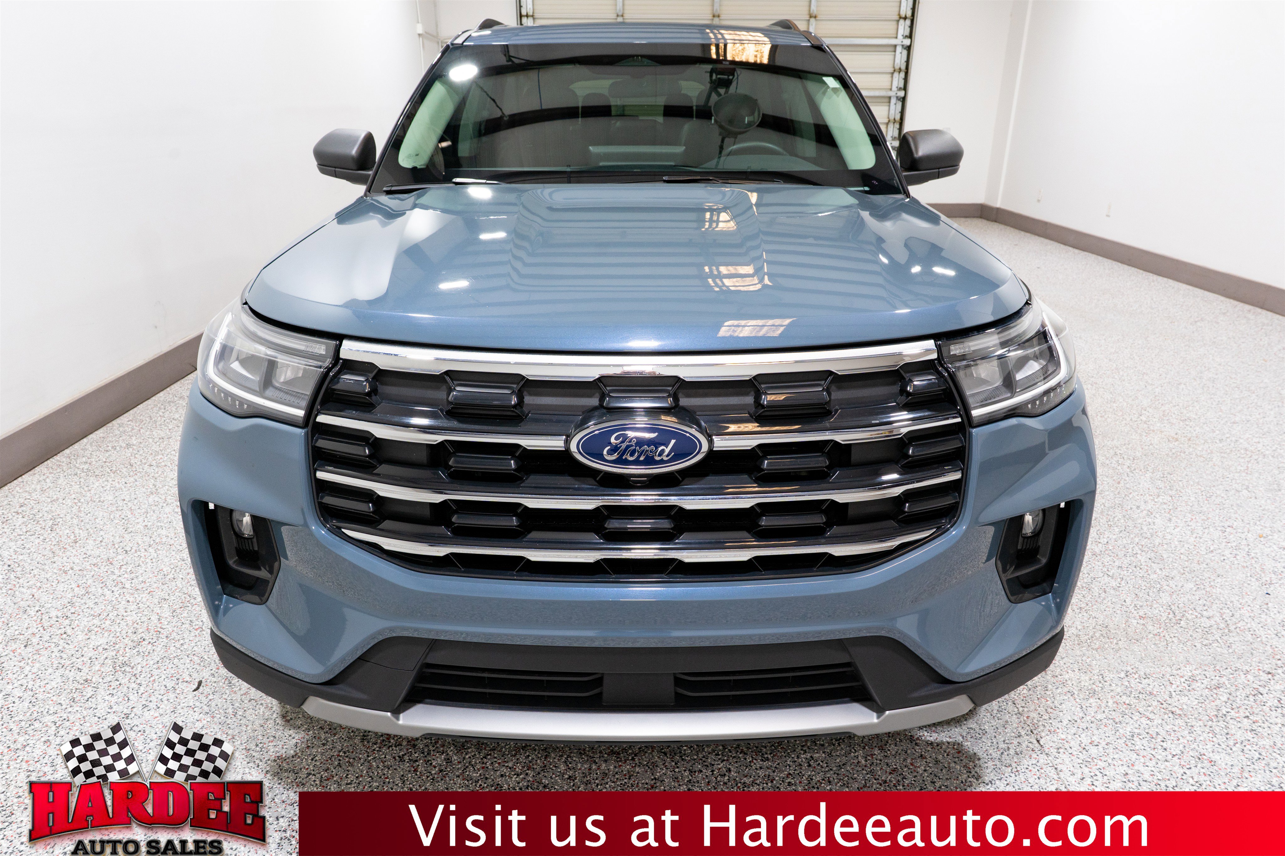 Used 2025 Ford Explorer Active w/ Active Comfort Package AWD/4WD image 7