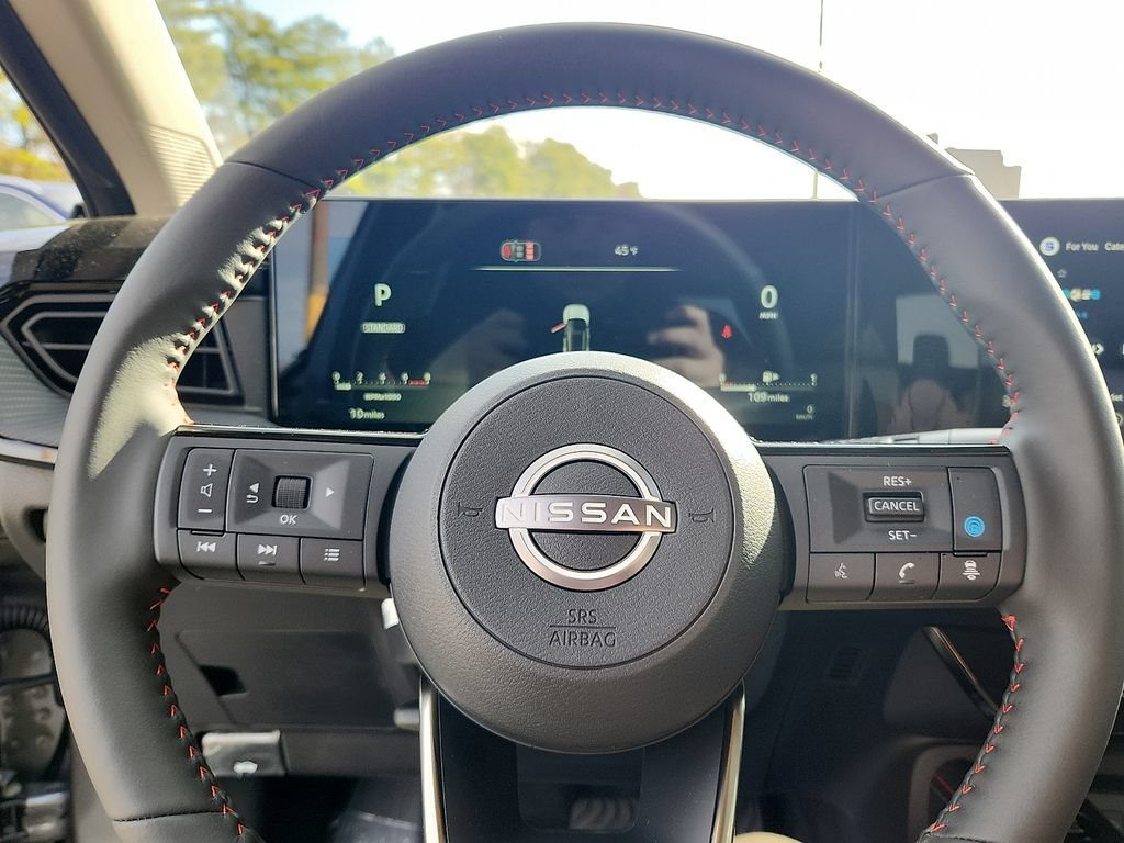 New 2026 Nissan Kicks SR w/ SR Premium Package AWD/4WD image 9