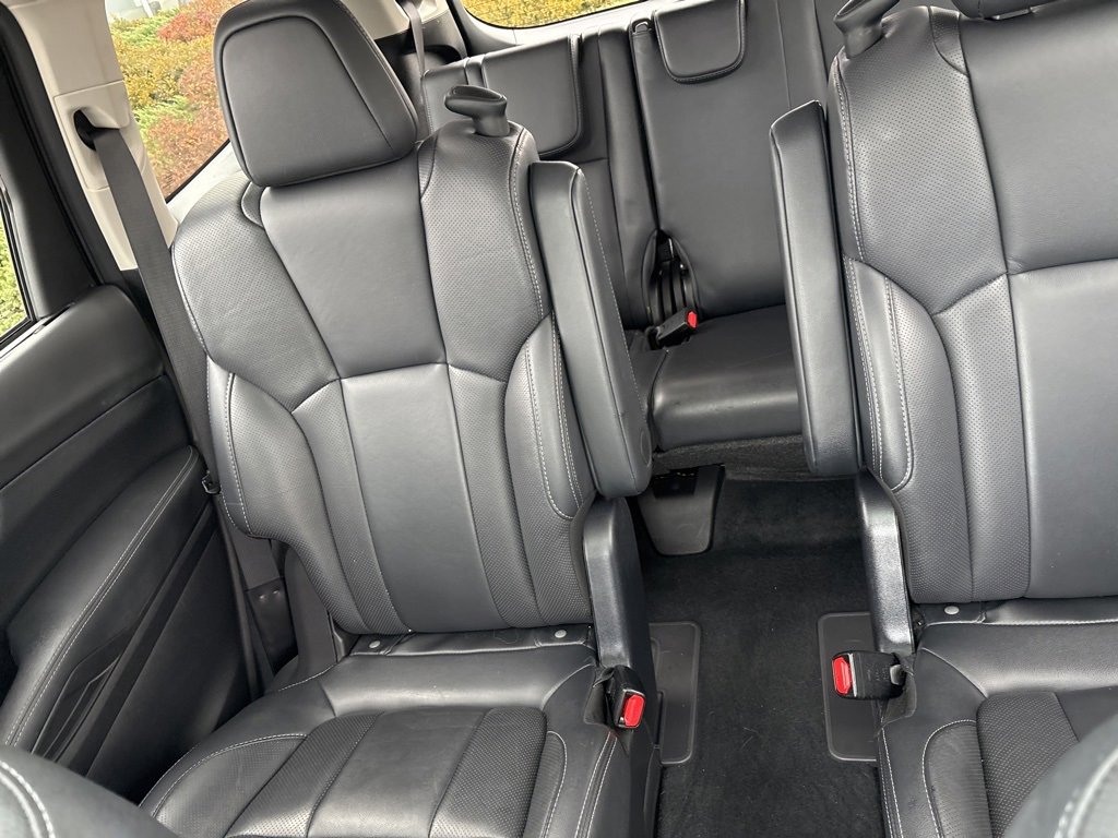 Used 2022 Subaru Ascent Limited w/ Technology Package image 39