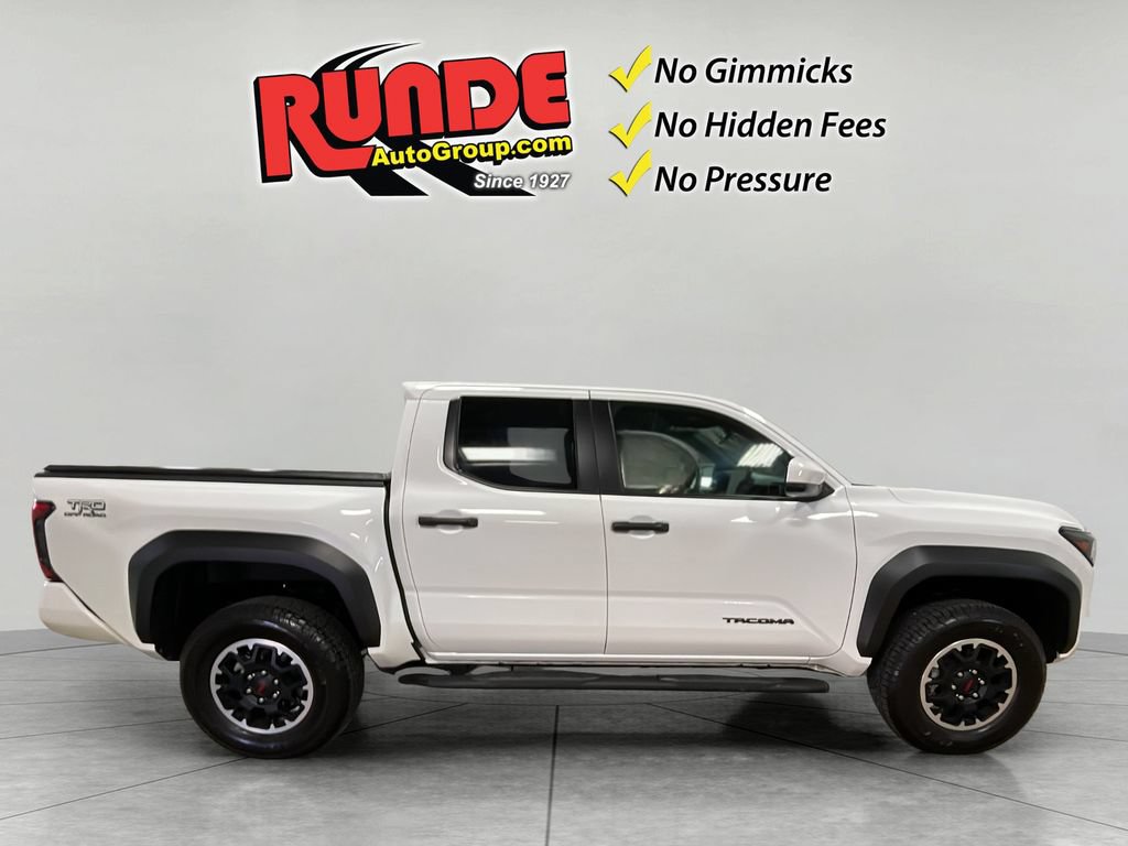 Used 2024 Toyota Tacoma TRD Off-Road AWD/4WD image 7