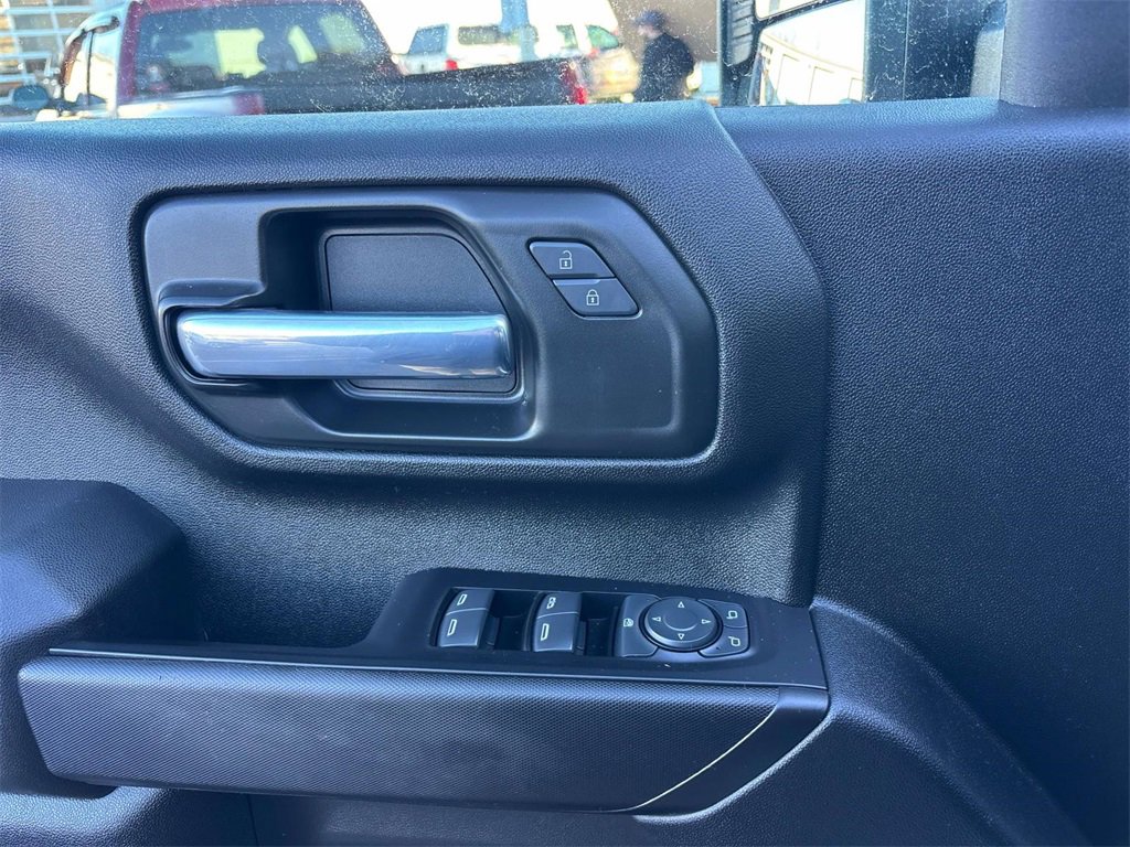 Used 2022 GMC Sierra 2500 Pro w/ Convenience Package image 15