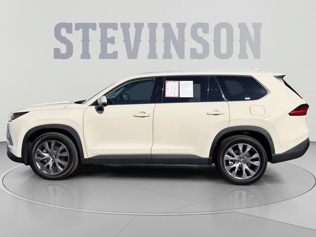 Used 2024 Toyota Grand Highlander AWD image 2