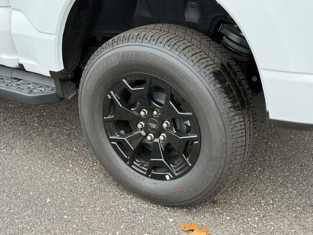 New 2025 Ford F150 Lightning XLT image 8