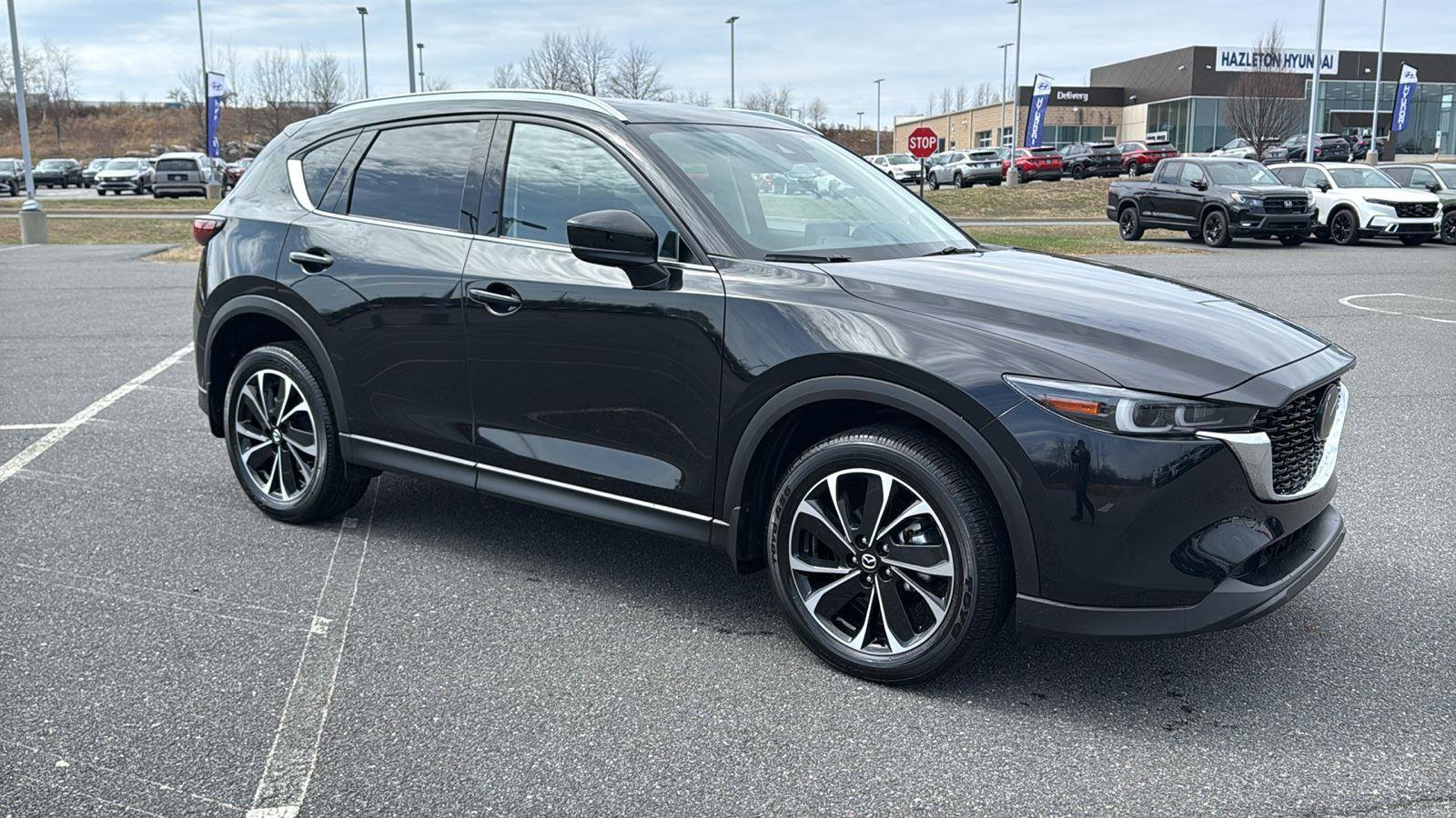 Certified 2022 MAZDA CX-5 AWD 2.5 S w/ Premium Plus Pkg image 2