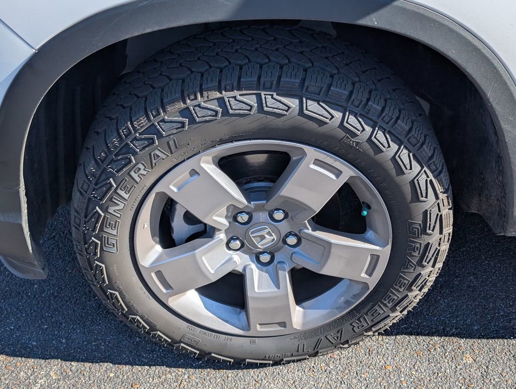 Used 2025 Honda Ridgeline TrailSport image 22