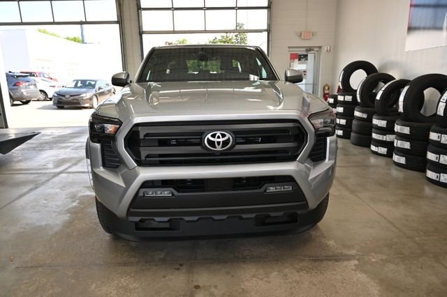 New 2026 Toyota Tacoma SR5 AWD/4WD image 2