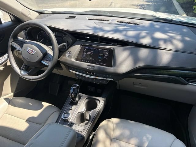 Certified 2023 Cadillac XT4 Premium Luxury w/ Enhanced Visibility Package AWD/4WD image 23