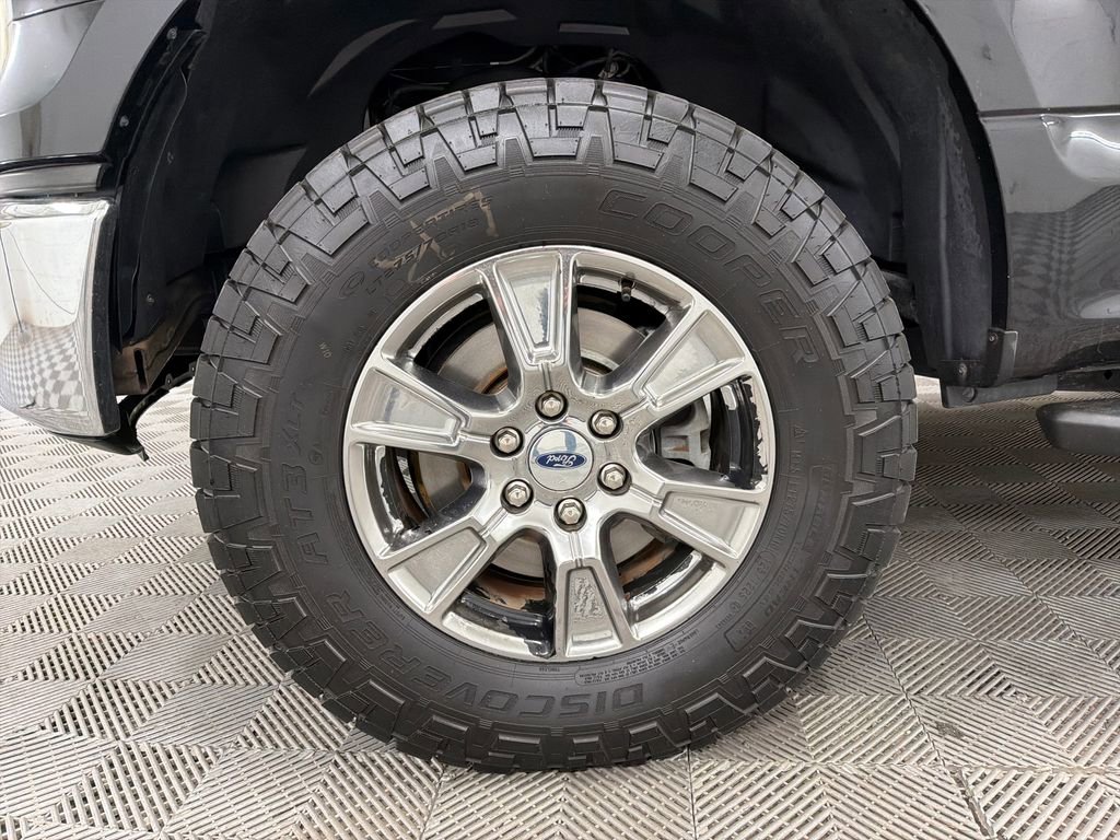 Used 2015 Ford F150 XLT w/ Equipment Group 302A Luxury image 10