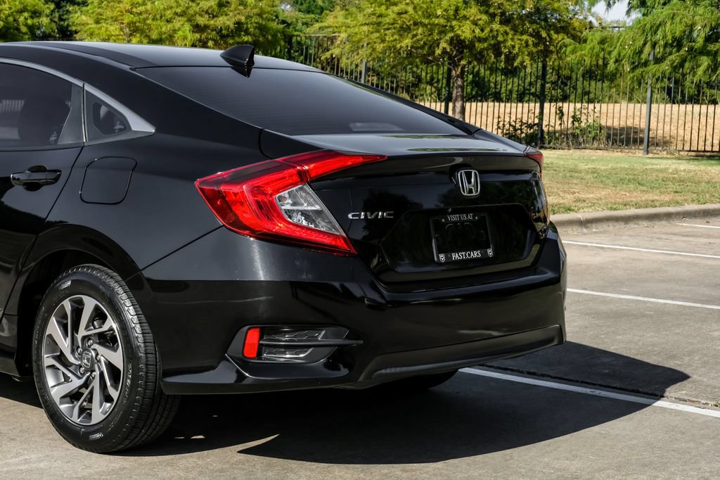 Used 2018 Honda Civic EX image 16