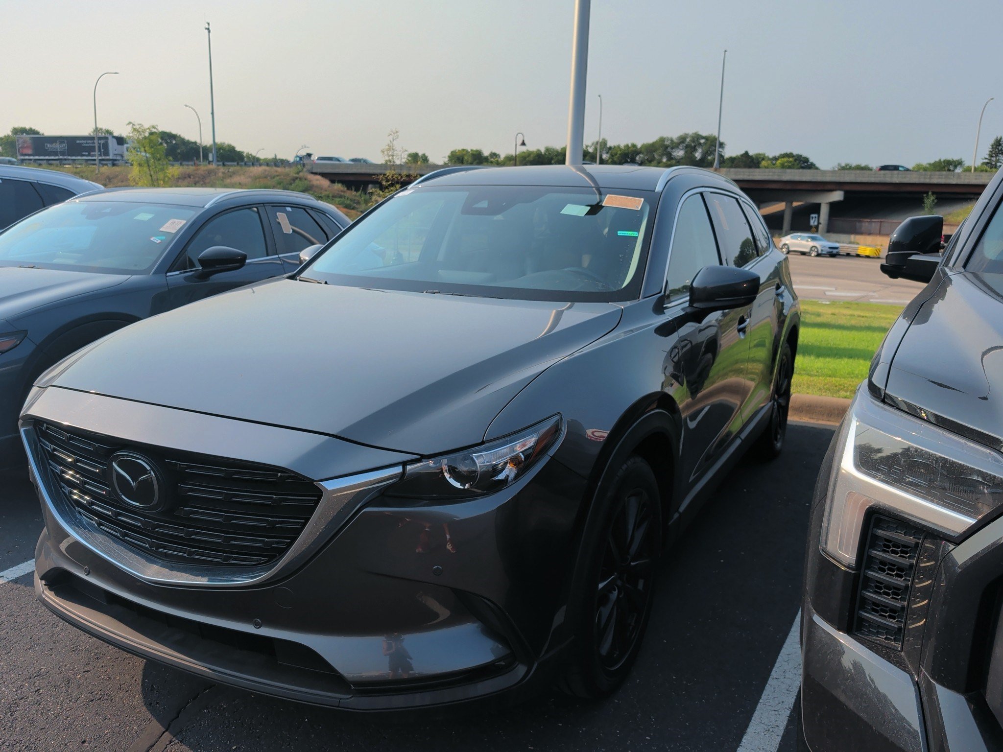 Used 2022 MAZDA CX-9 Touring Plus AWD/4WD image 2