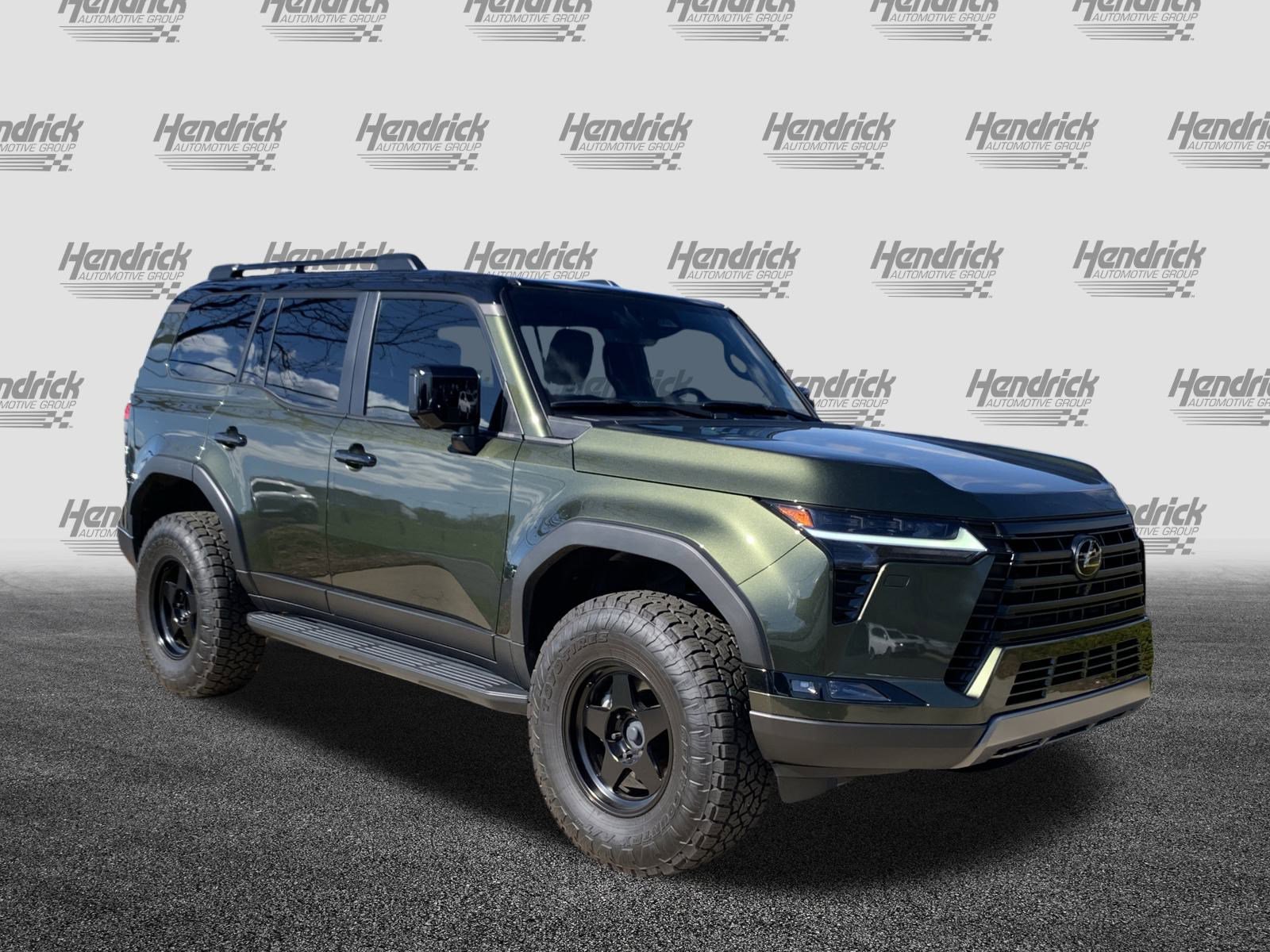 Used 2024 Lexus GX 550 image 2