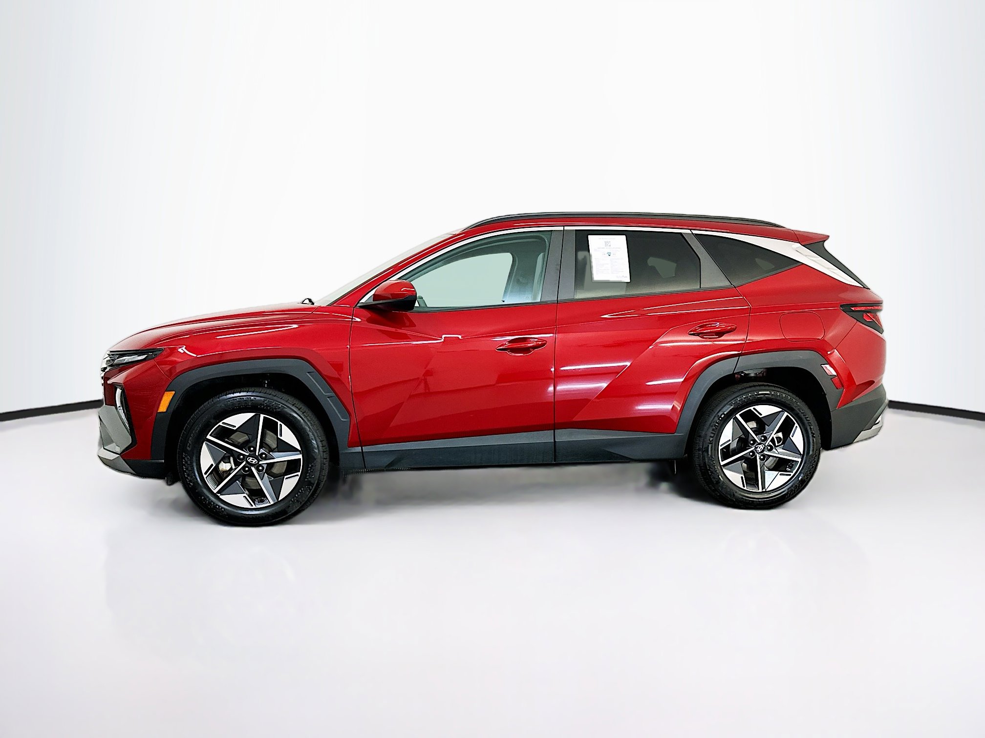 Used 2025 Hyundai Tucson SEL AWD/4WD image 4