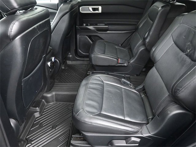Used 2020 Ford Explorer Limited image 19