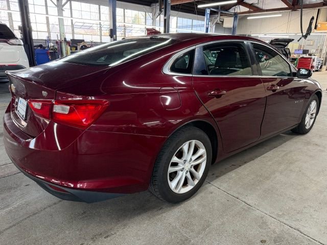 Used 2016 Chevrolet Malibu LT FWD image 4