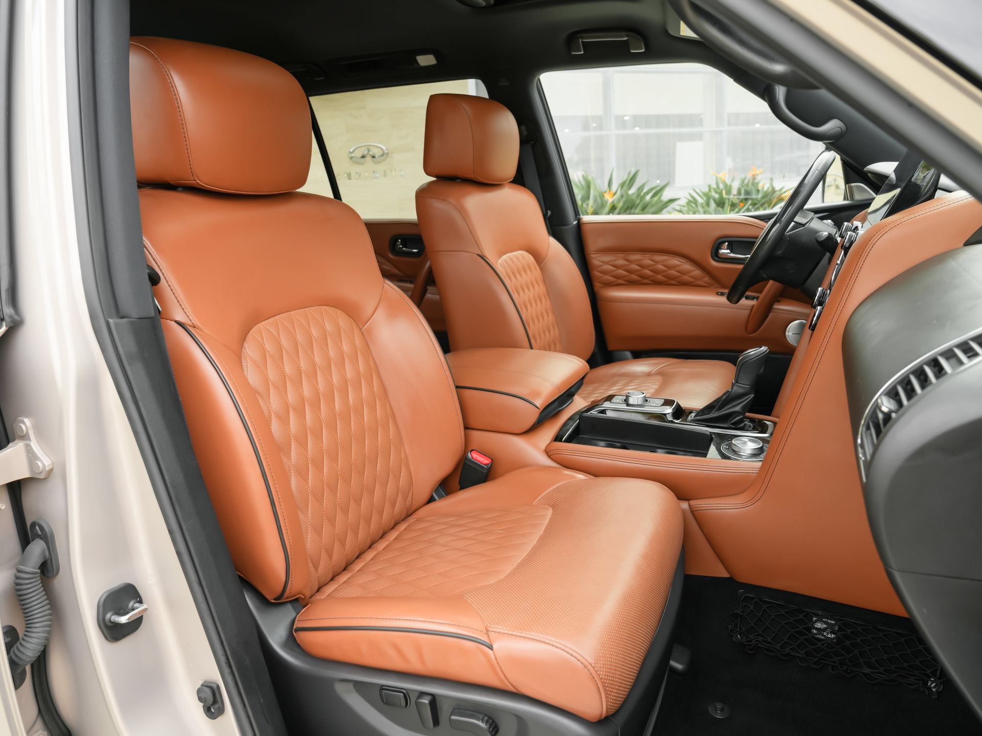 Used 2023 INFINITI QX80 Sensory w/ Cargo Package AWD/4WD image 27