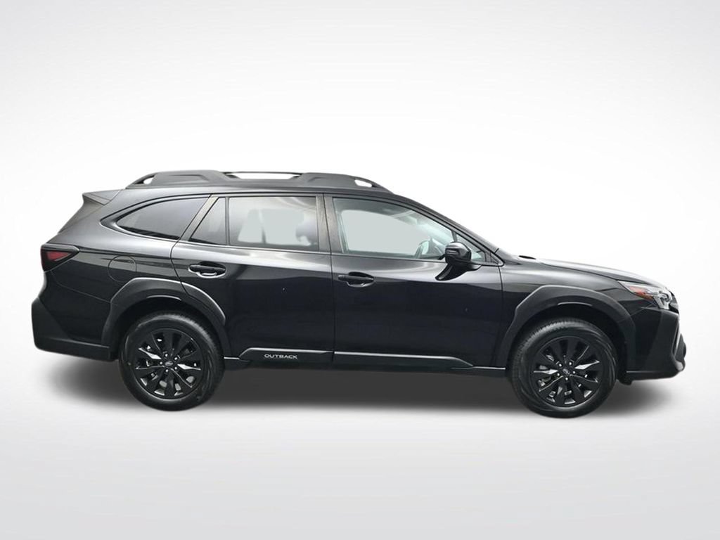 Used 2023 Subaru Outback Onyx Edition AWD/4WD image 10