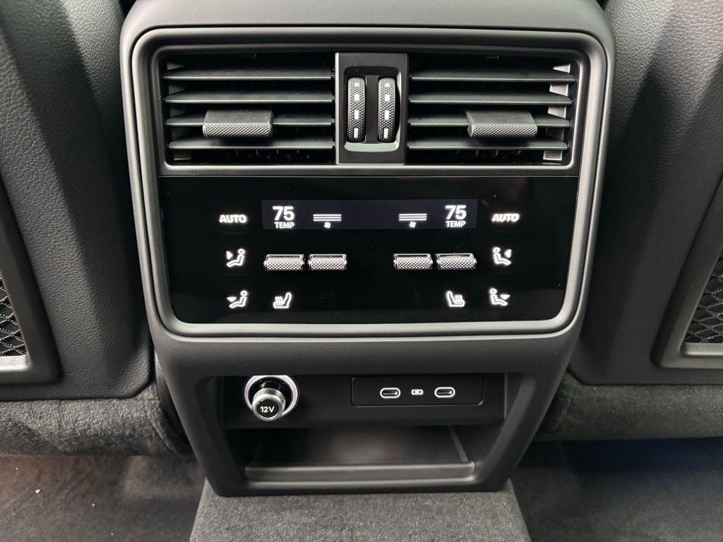 New 2026 Porsche Cayenne Coupe image 6