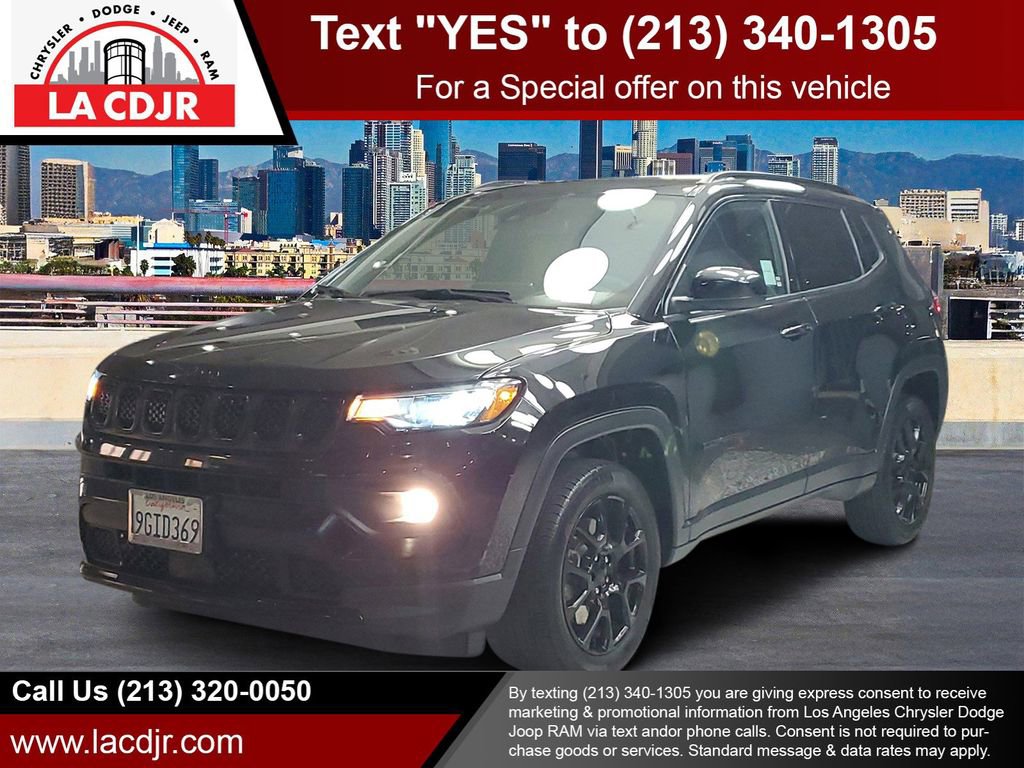 Used 2023 Jeep Compass Altitude image 1