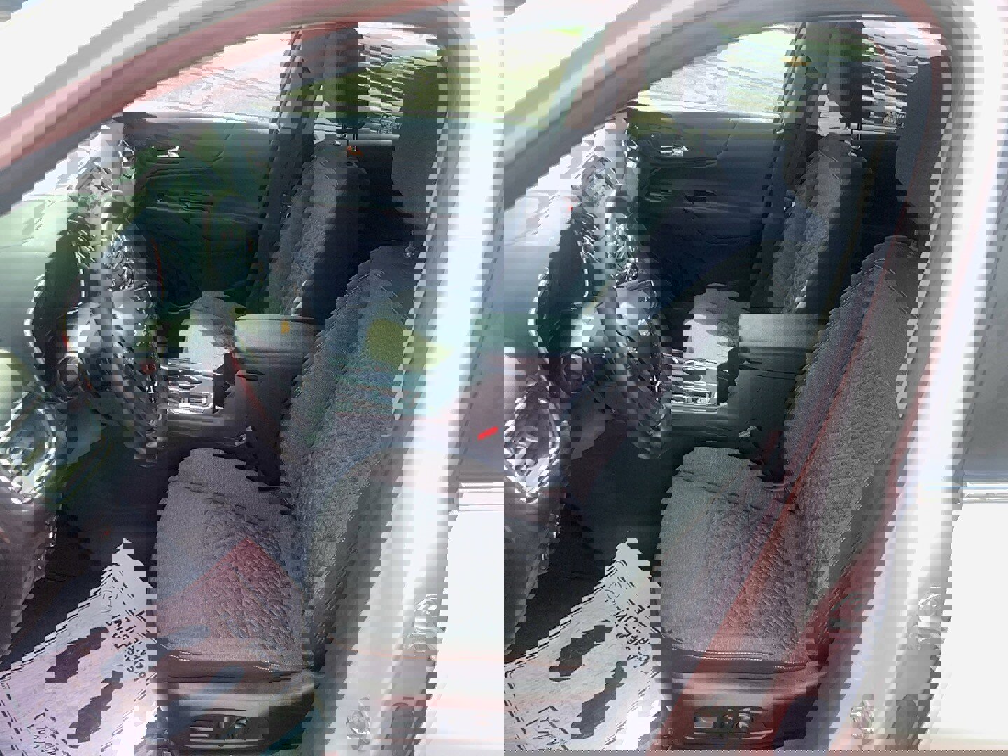 Used 2022 Chevrolet Equinox LT image 12