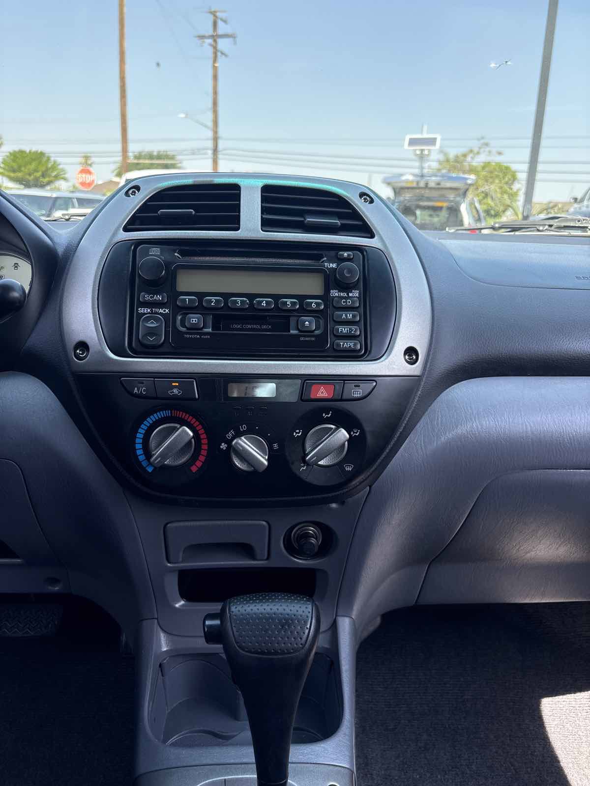 Used 2001 Toyota RAV4 2WD image 16