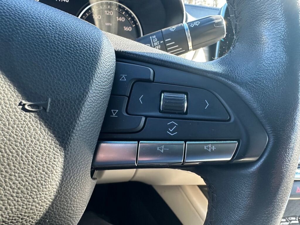 Used 2020 Cadillac CT4 Luxury w/ Bose Premium Audio Package image 16