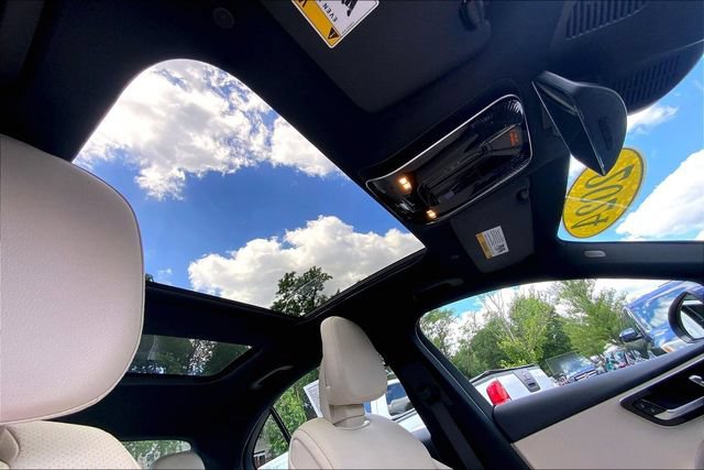 Certified 2024 Mercedes-Benz C 300 4MATIC Sedan image 11
