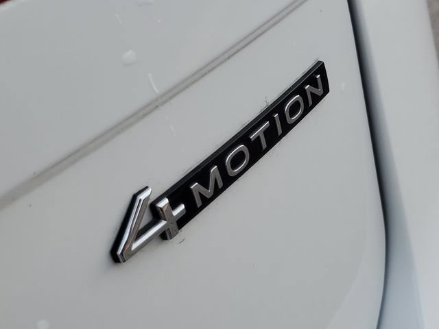 Used 2024 Volkswagen Tiguan SE AWD/4WD image 34