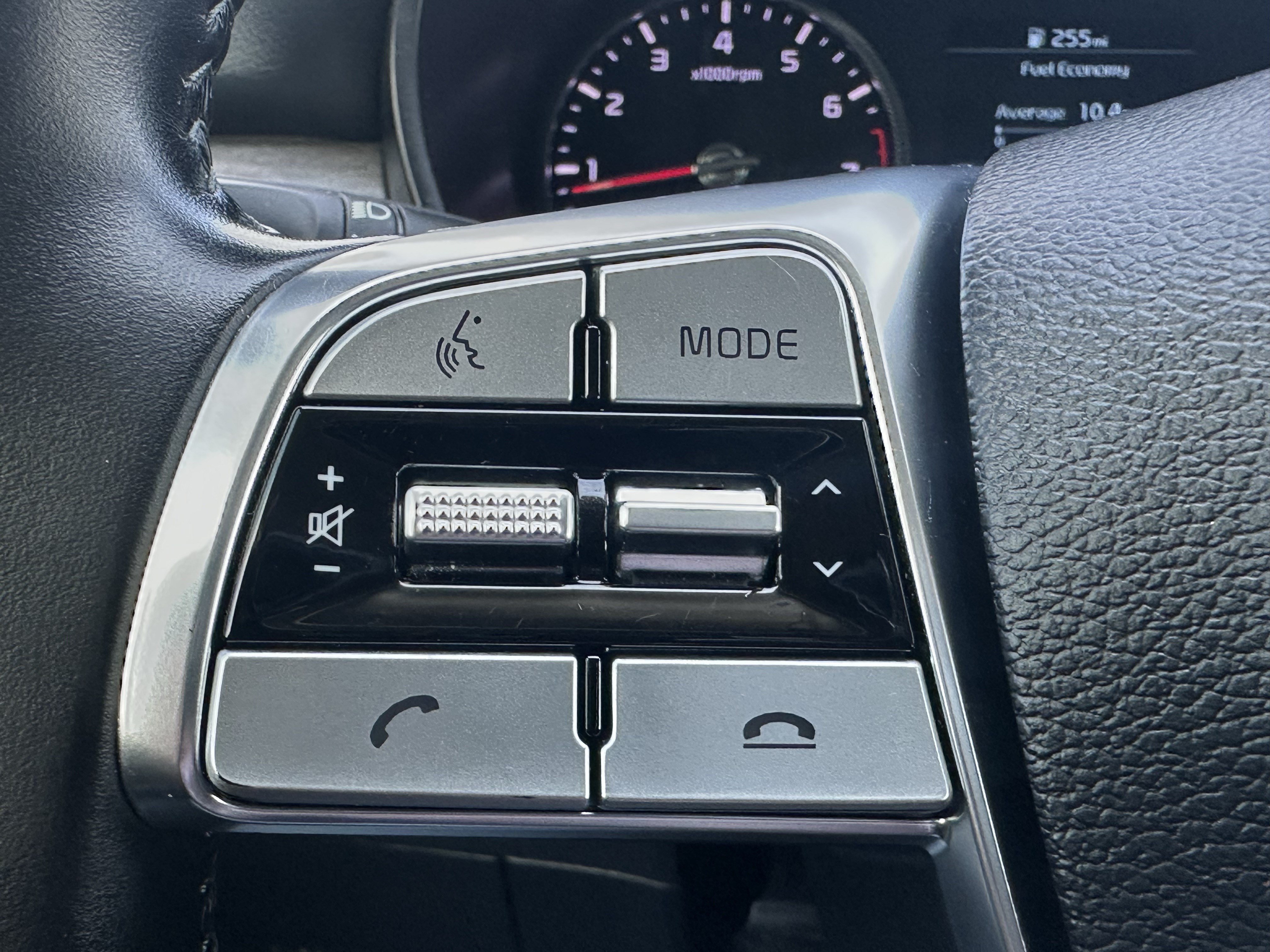 Used 2020 Kia Telluride EX w/ EX Premium Package FWD image 25