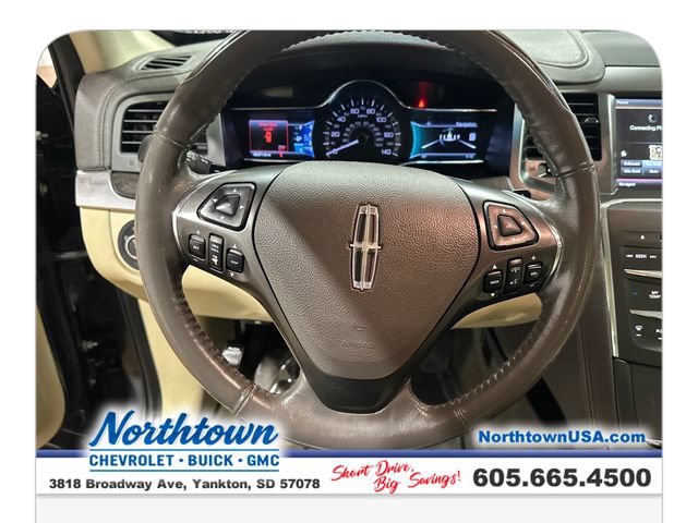 Used 2013 Lincoln MKS AWD image 14