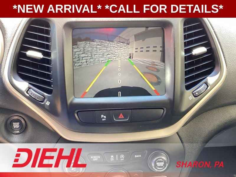 Used 2017 Jeep Cherokee Limited AWD/4WD image 22