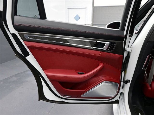 Used 2018 Porsche Panamera 4S image 15