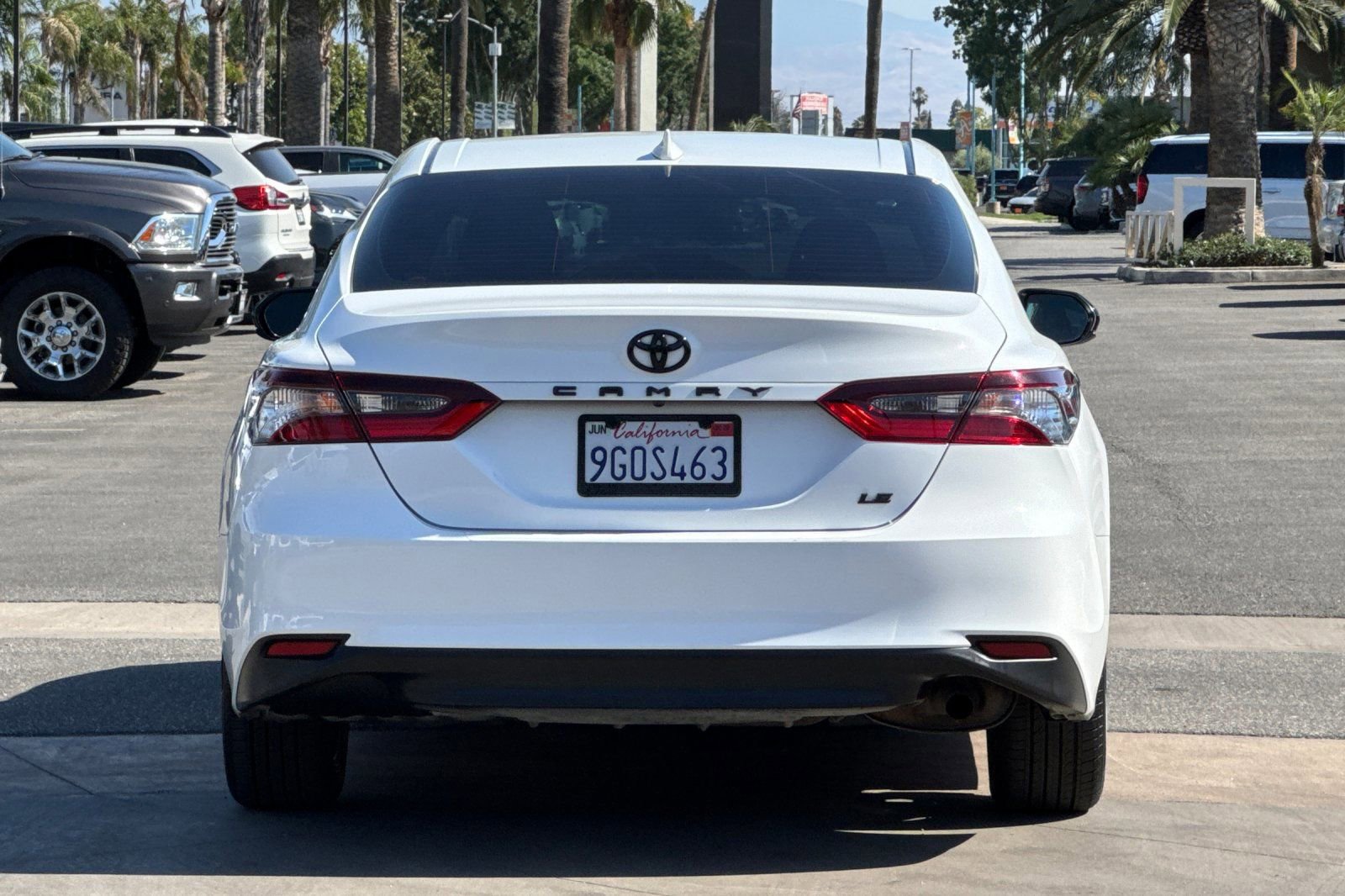 Used 2023 Toyota Camry LE FWD image 5