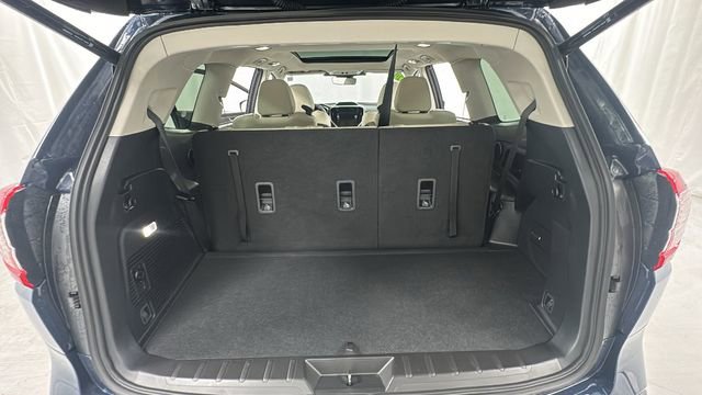 Certified 2025 Subaru Ascent Limited w/ Popular Package #2 image 19