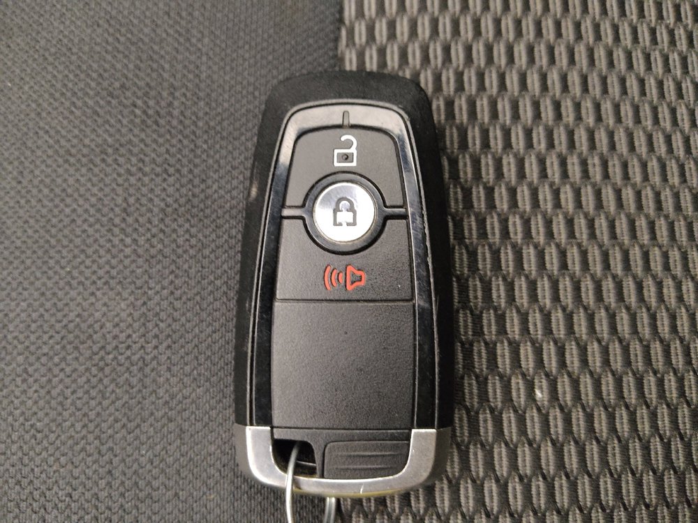 Used 2019 Ford Explorer XLT FWD image 32