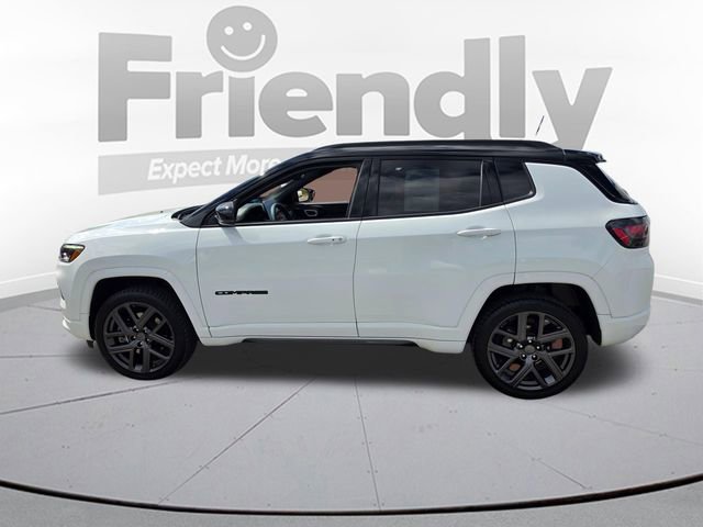 Used 2024 Jeep Compass Limited w/ High Altitude Package AWD/4WD image 8