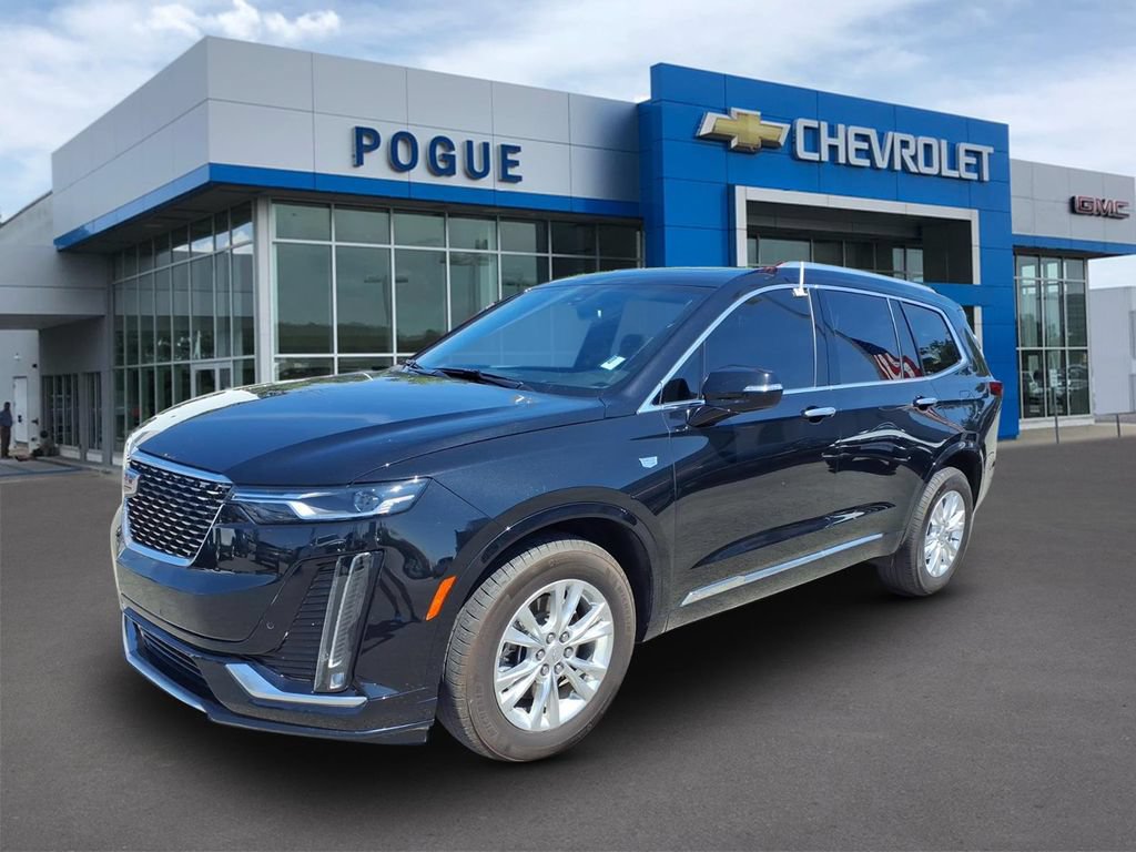 Used 2024 Cadillac XT6 Luxury w/ LPO, Floor Liner Package AWD/4WD image 4