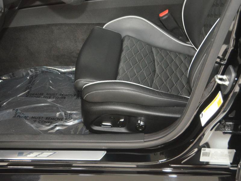 Used 2023 Cadillac CT4 V Blackwing w/ Driver Assist Package RWD image 18