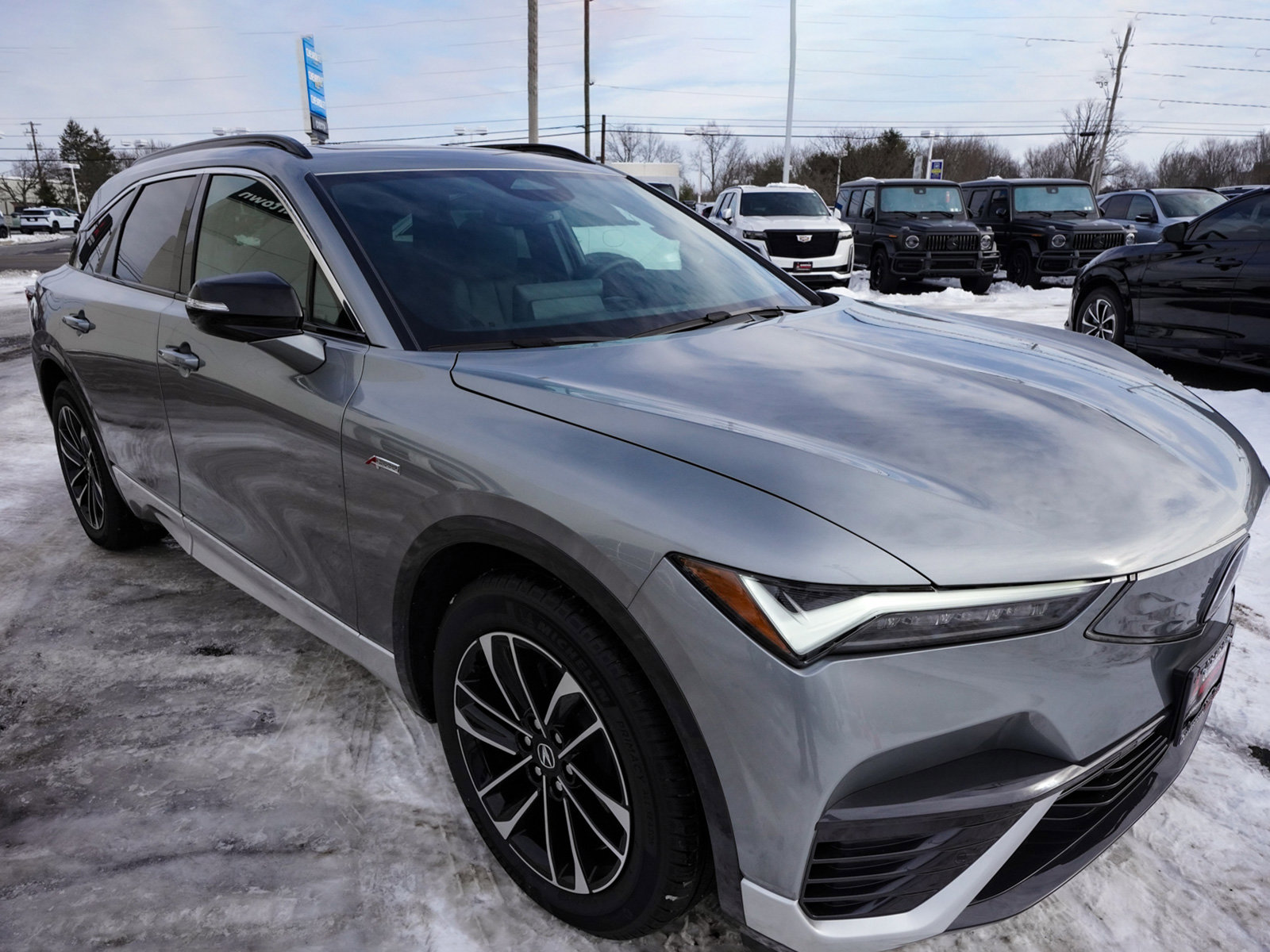 Used 2024 Acura ZDX A-Spec image 3